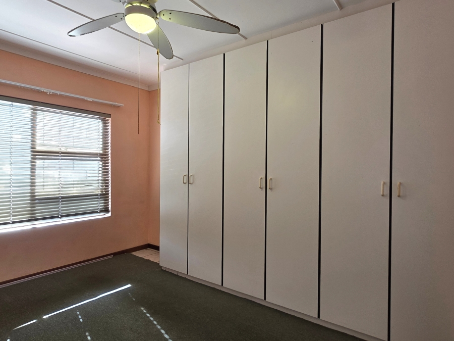 2 Bedroom Property for Sale in Jeffreys Bay Central Eastern Cape
